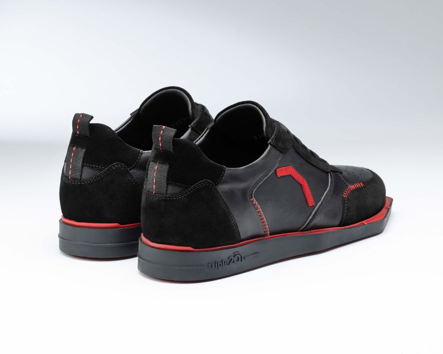 Triple20 Dartschuhe Vollleder schwarz-rot